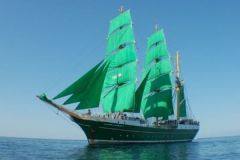 Alexander von Humboldt II: discover sailing aboard the 