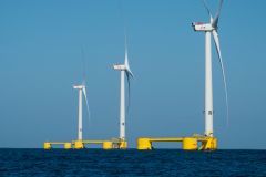 Floating wind turbines off Port-Saint-Louis-du-Rhne: navigation restrictions?