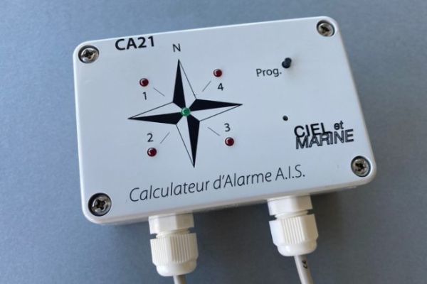 CA21: an AIS calculator and alarm