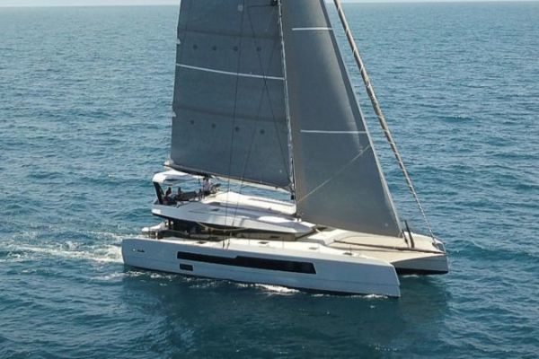 McConaghy MC60, a fast cruising catamaran that embraces its difference