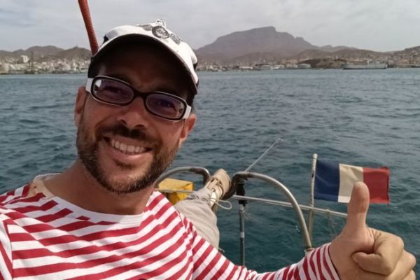 Review of a 21-day transatlantic crossing on Hateya, an auric steel cutter
