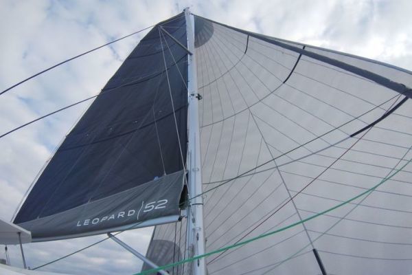 Off the coast of Saint-Rapha�l: engine silence and speed under code 0