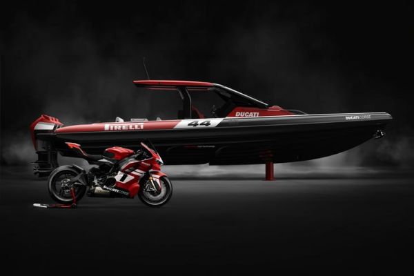 Pirelli 44 Ducati Edition: 1,500 ch announced for a series of 26 boats