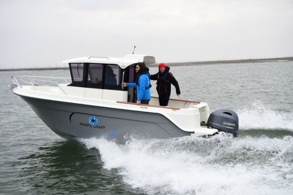 Pacific Craft 650 T: 6.50 m for cruising, fishing, and staying sheltered