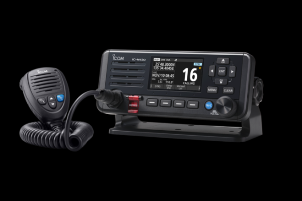 Icom IC-M430E: GPS, ASN, and NMEA 2000 in a 20-cm case