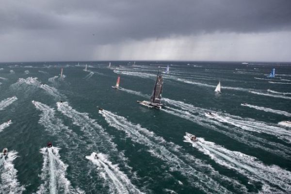 Mild weather for the start of the 2026 Route du Rhum, but the race is already tactical
