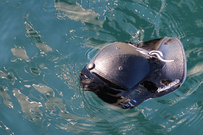 Marinum, a floating cap