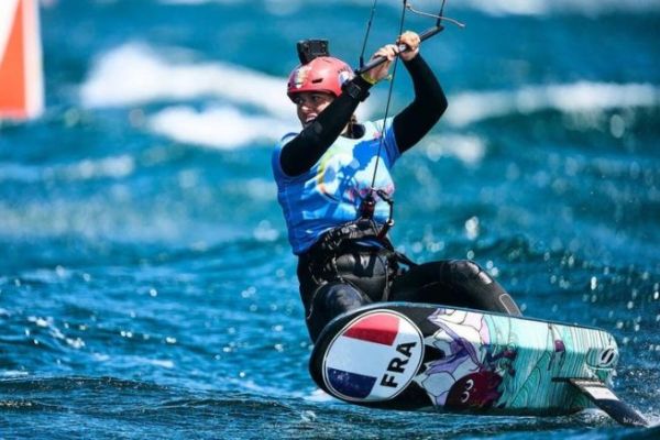 Lauriane wins her 3rd world title