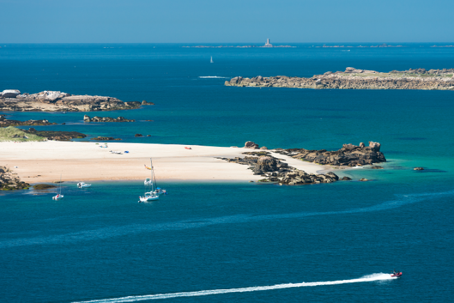 Molne Island and Triagoz lighthouse