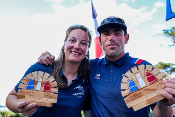 Tim and Alo�se take silver in Nacra 17