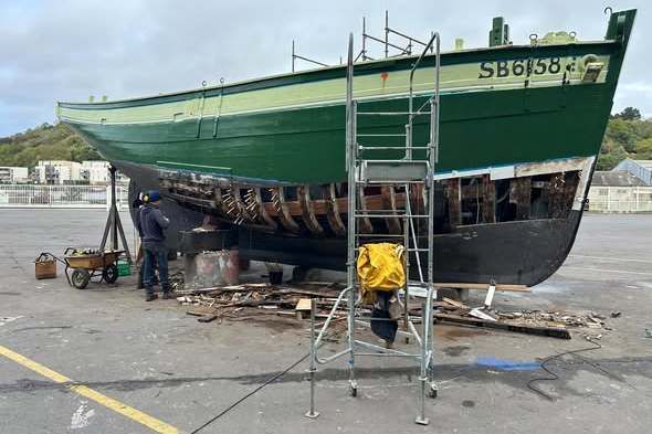 A fine unit, but in need of a major overhaul