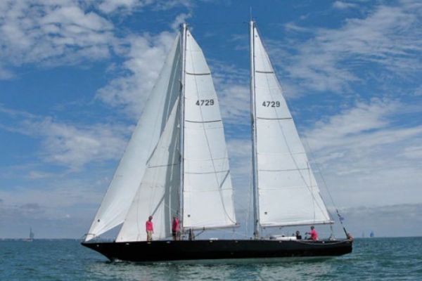 definition of a ketch sailboat