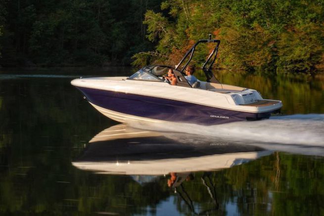 The new Bayliner VR4