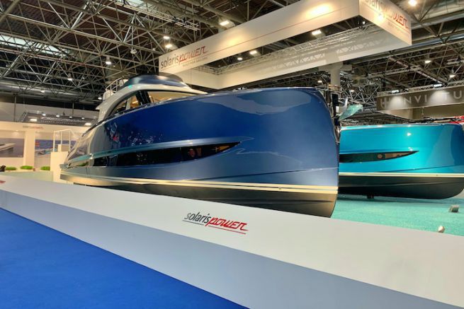 Solaris Power 48 Lobster Flybridge