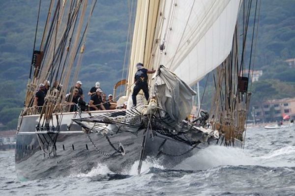 Atlantic Shows Off Its Full Power