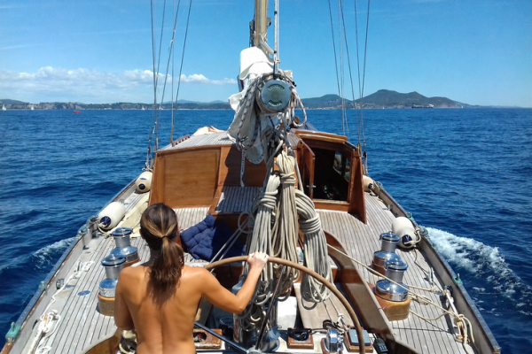 Sailing naked?a freedom that many embrace...