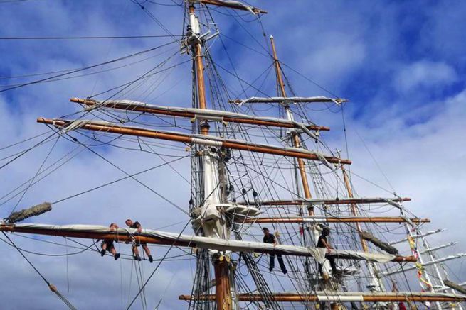 27 tall ships have gathered in Bordeaux, in the heart of the city centre