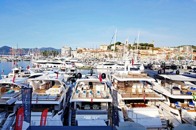 Superyachts in Cannes