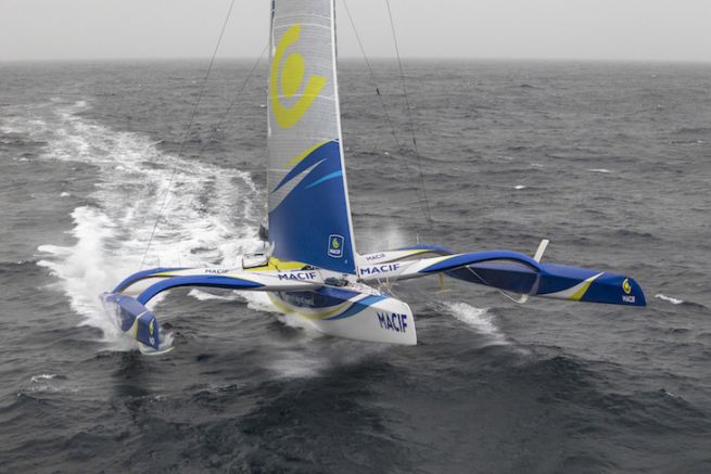 The trimaran Macif