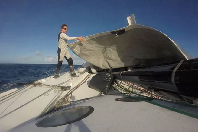 Conrad Colman builds a makeshift rigging